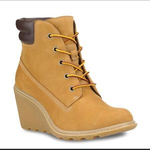 Timberland Women’s Amston lace up wedge boot